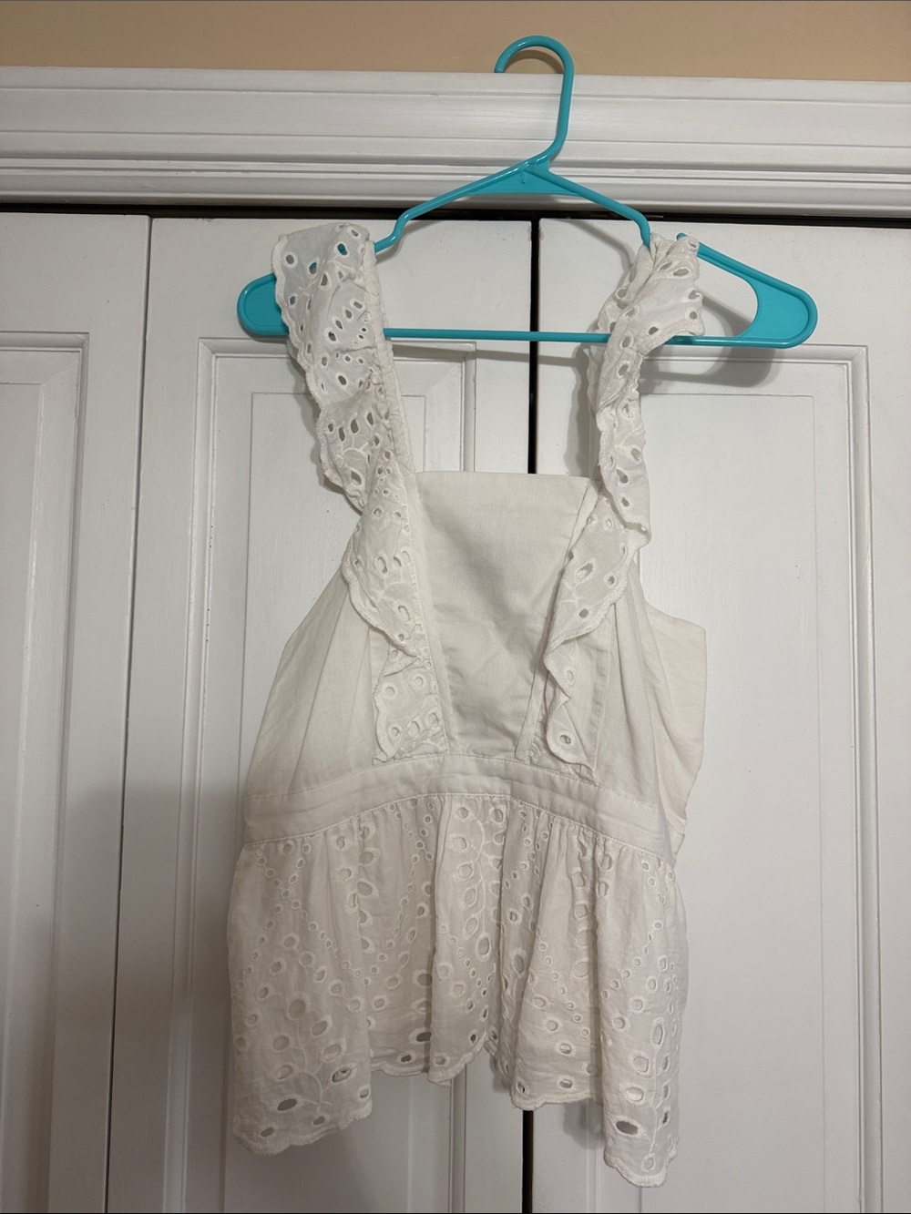 Banana Republic White Eyelet Ruffle Tank Top